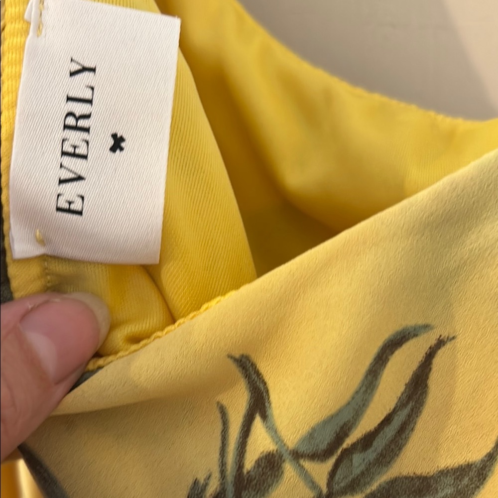 Everly Yellow Floral Ruffle Romper - Picture 6 of 9